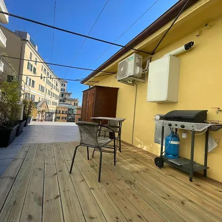 Апартаменты Attico Con Terrazza E Depandance